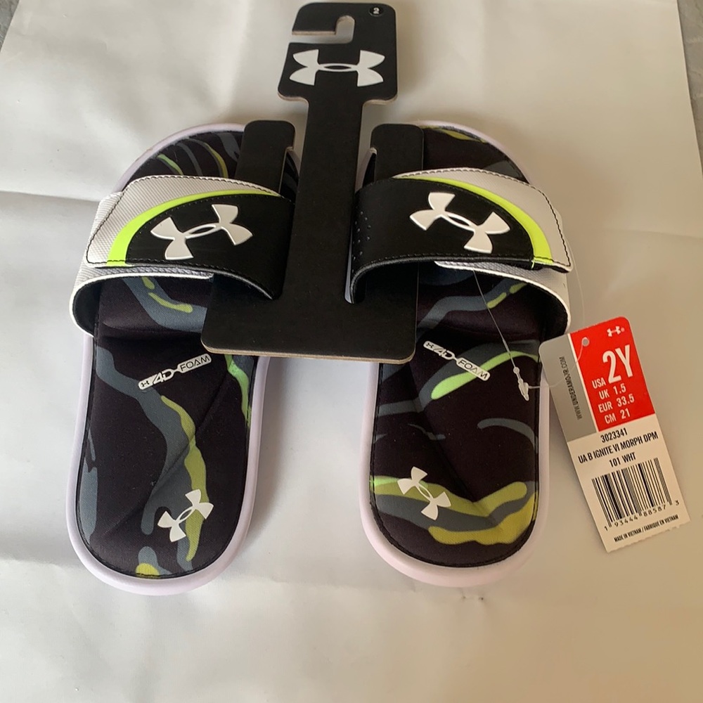 Under armor youth slides